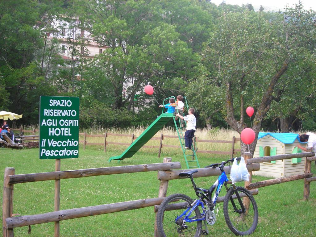 Hotel Il Vecchio Pescatore ヴィッレッタ・バッレーア エクステリア 写真